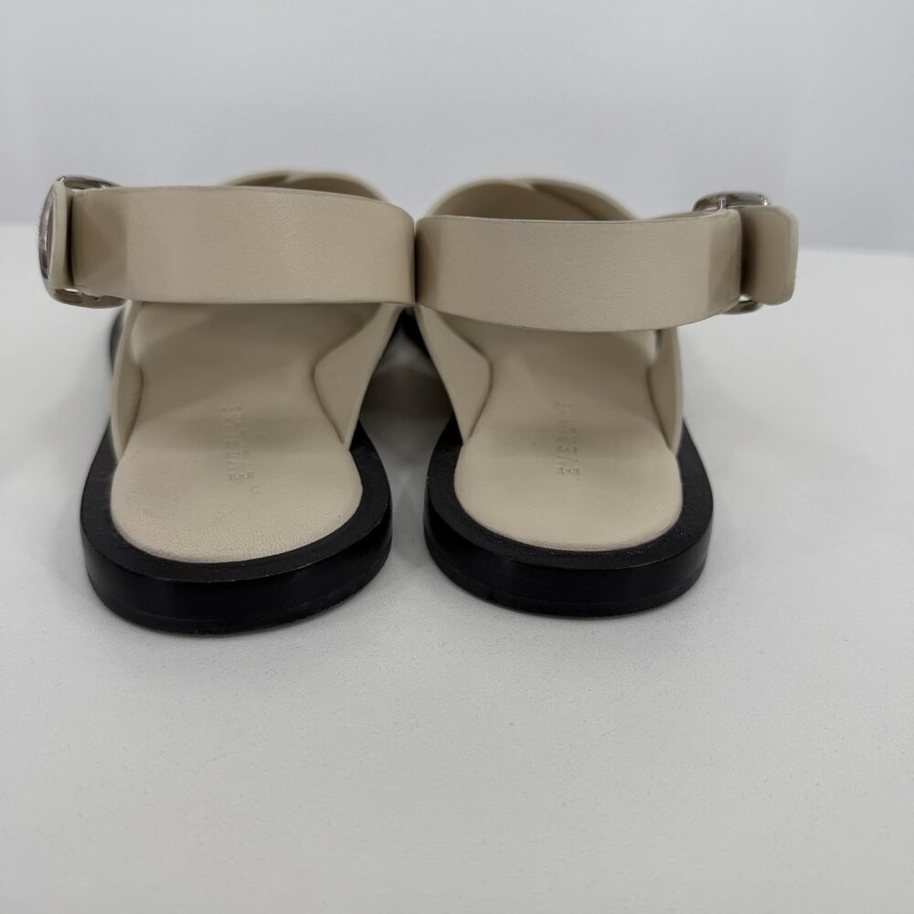 Everlane The City Crossover Sandals size 7.5 in Cream Leather Ankle Strap Buckle - Picture 3 of 8